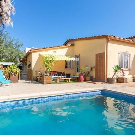 S46-Casa De Vacaciones Climatizada Con Piscina, En El Centro Junto Al Mar, Barbacoa Y Wiifi Empuriabrava Dış mekan fotoğraf