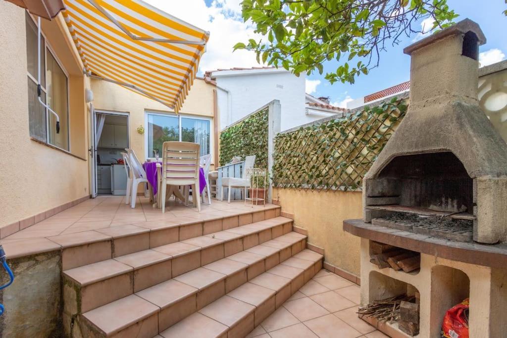 S46-Casa De Vacaciones Climatizada Con Piscina, En El Centro Junto Al Mar, Barbacoa Y Wiifi Empuriabrava Dış mekan fotoğraf