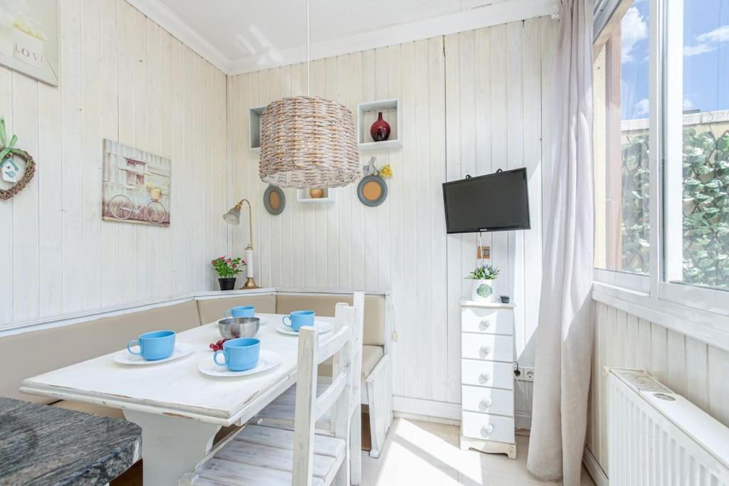 S46-Casa De Vacaciones Climatizada Con Piscina, En El Centro Junto Al Mar, Barbacoa Y Wiifi Empuriabrava Dış mekan fotoğraf