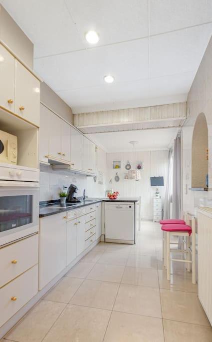 S46-Casa De Vacaciones Climatizada Con Piscina, En El Centro Junto Al Mar, Barbacoa Y Wiifi Empuriabrava Dış mekan fotoğraf