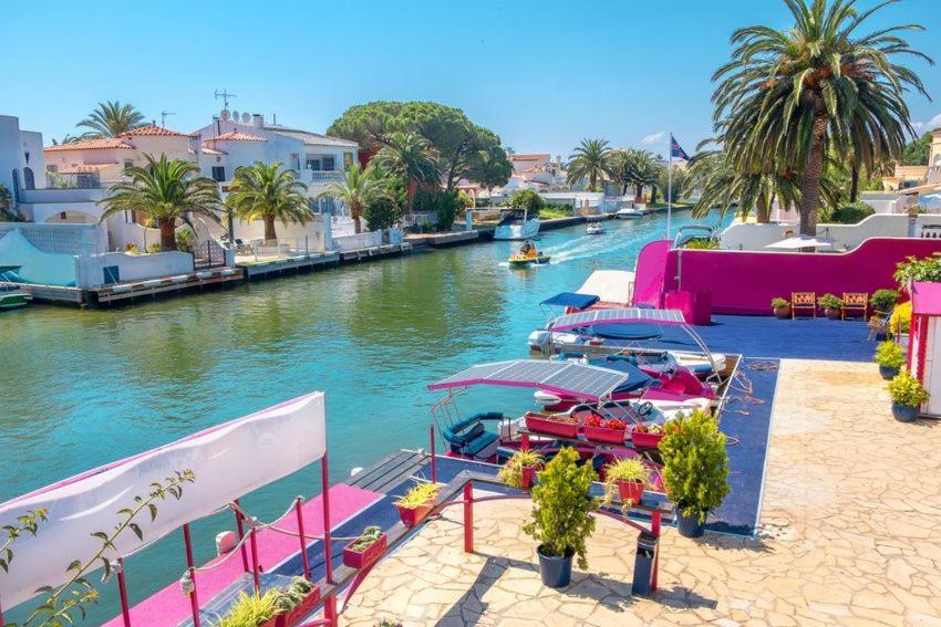 S46-Casa De Vacaciones Climatizada Con Piscina, En El Centro Junto Al Mar, Barbacoa Y Wiifi Empuriabrava Dış mekan fotoğraf